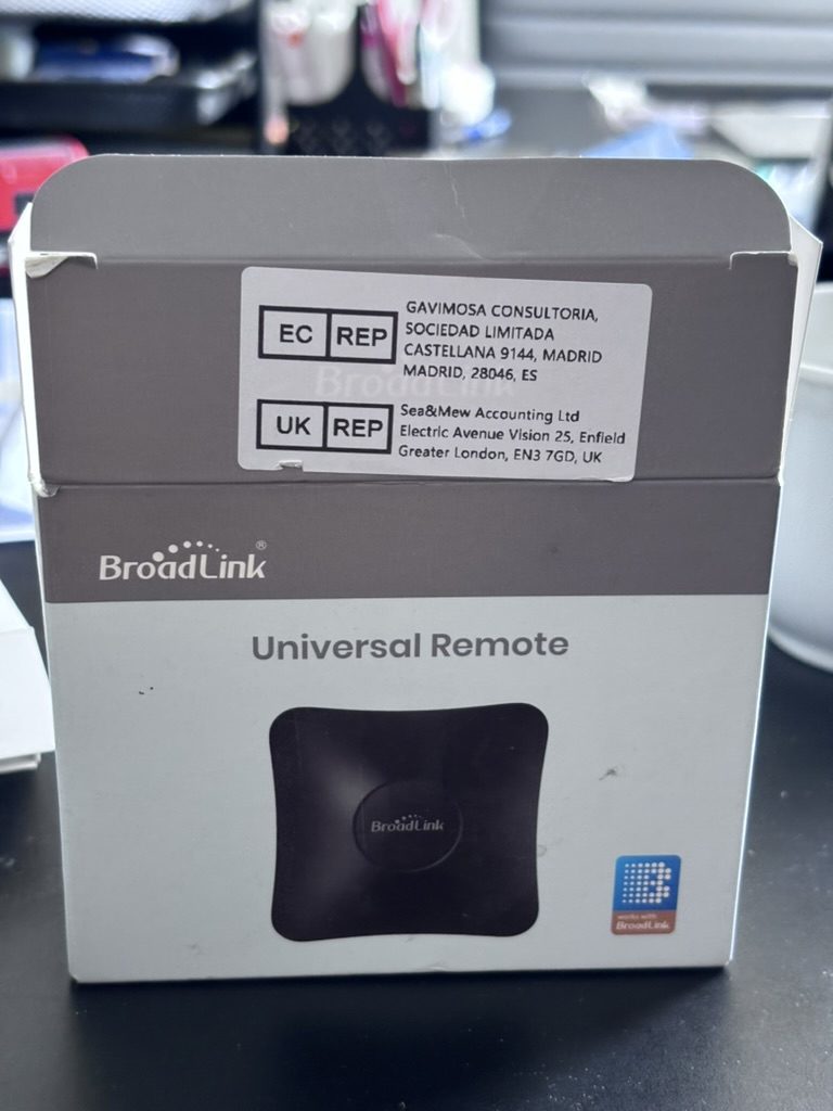 BroadLink RM4 Pro – Uniwersalny pilot WiFi Smart Home (IR + RF 433/315 MHz)
