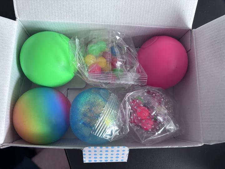Zestaw 6 piłeczek antystresowych – Stress Balls – zabawka sensoryczna