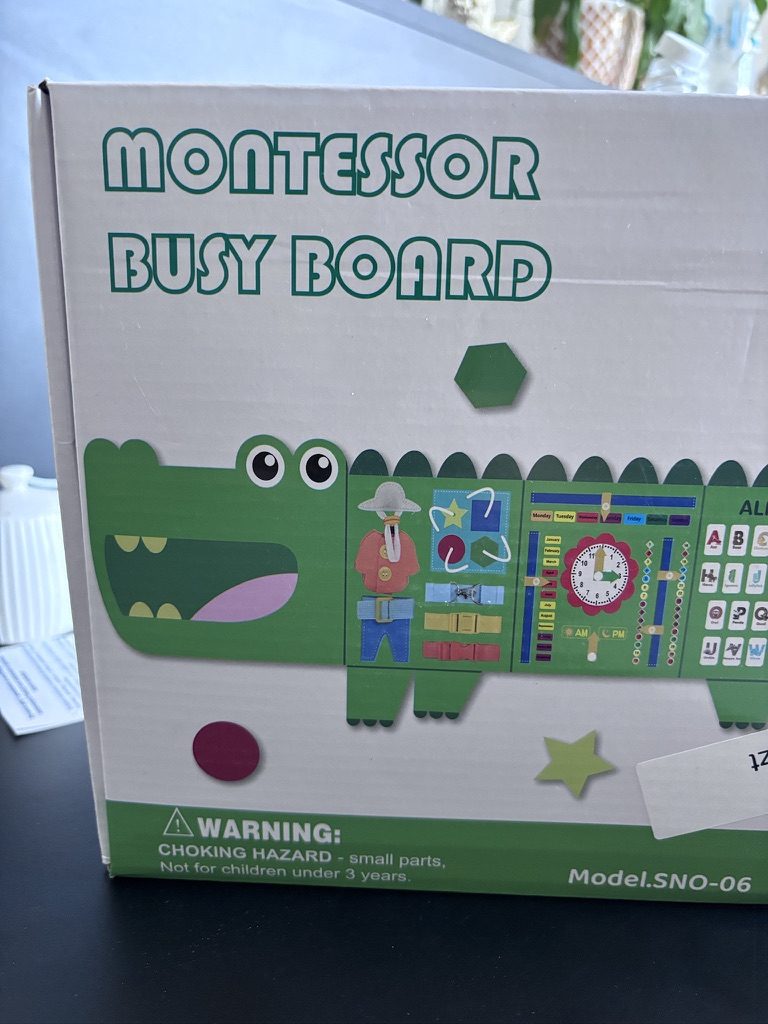 Montessori Busy Board Krokodyl – tablica sensoryczna edukacyjna, model SNO-06, 3+