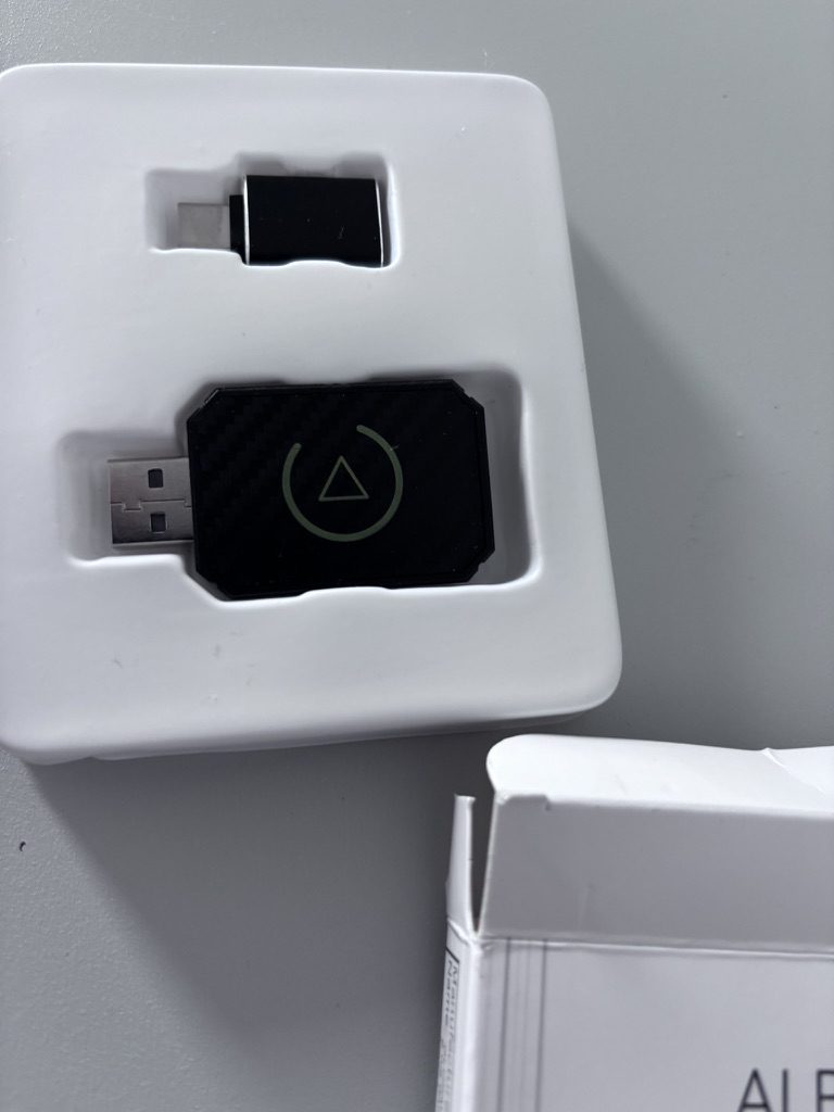 Bezprzewodowy adapter CarPlay – USB, Plug & Play