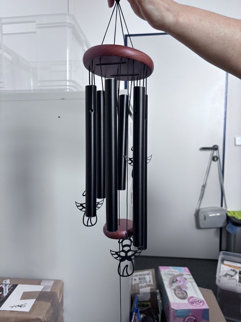 Drewniany dzwonek wietrzny „Wind Chimes” – relaksujący dźwięk do ogrodu, na taras lub balkon