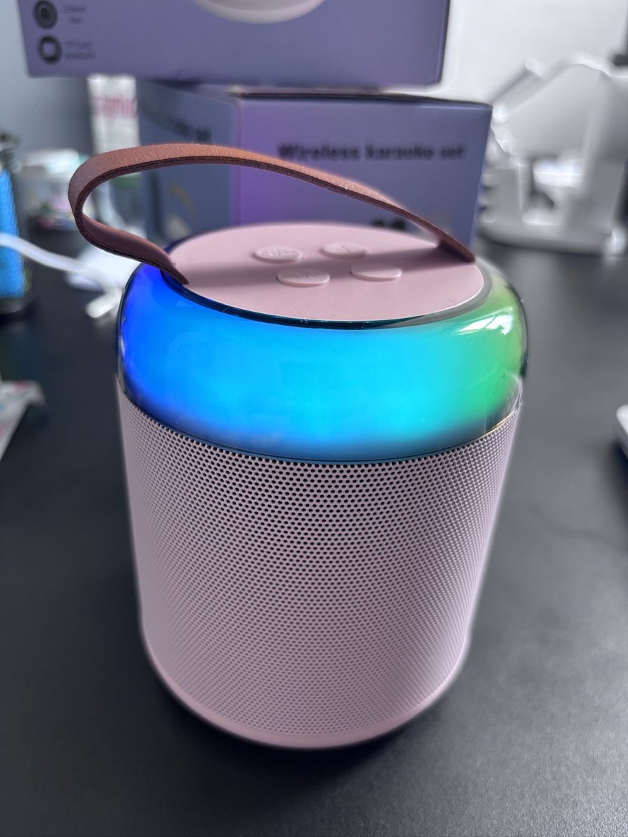 Bezprzewodowy zestaw karaoke – głośnik Bluetooth RGB + 2 mikrofony, różowy